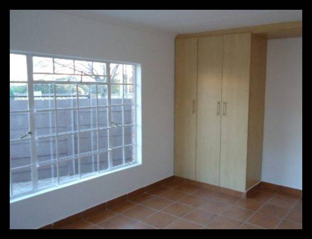 3 BEDROOM PROPERTY TO RENT IN PRIMROSE